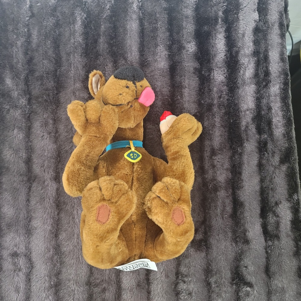 Vintage 1998 Scooby-Doo Plush Cartoon Network Play-By-Play Hot Dog Stuffed Toy
